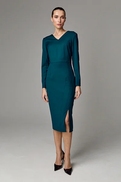 Платье футляр