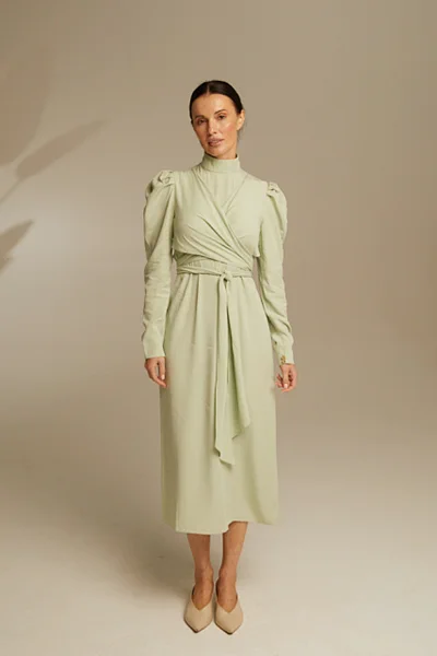 Платье с рукавами буфами