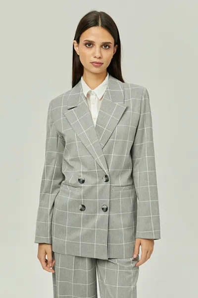 Костюм с удлиненным жакетом из шерсти