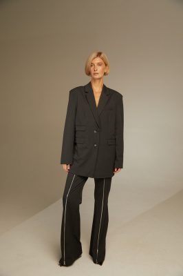 Жакет в oversize-стиле