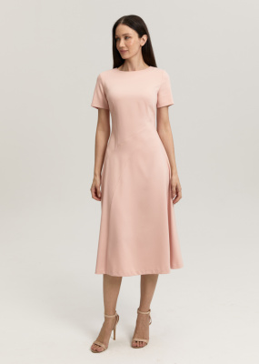 Платье с раклешеной юбкой 