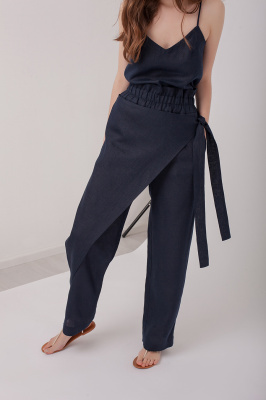 Стильные брюки на запах 