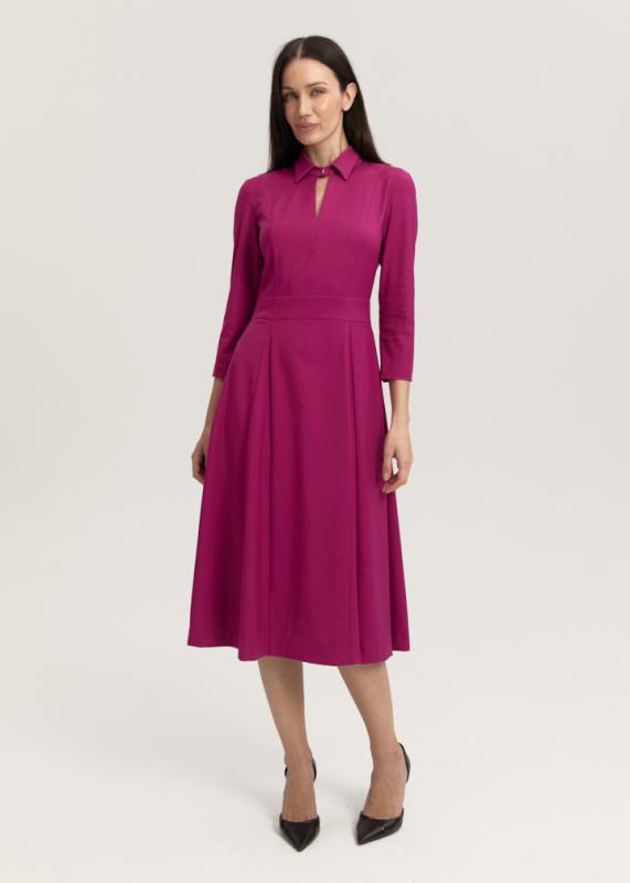 Платье с юбкой клиньями