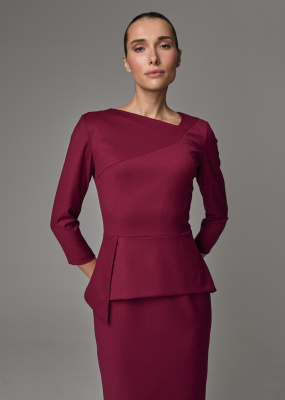 Платье футляр с баской  Платье футляр с баской