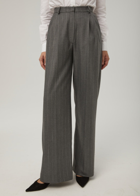 Брюки прямого кроя 