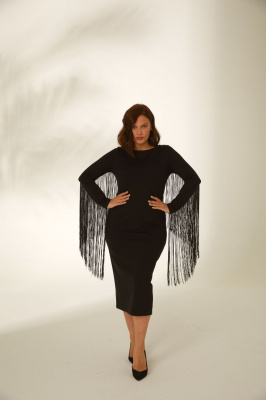 Коктейльное платье с бахромой