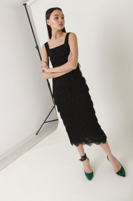 Коктейльное платье с бахромой