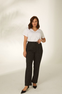 Брюки с защипами