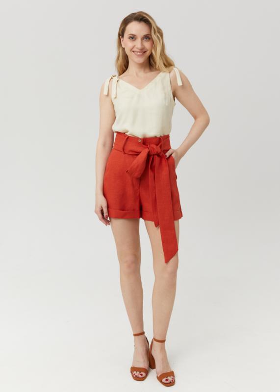 Льняные шорты
