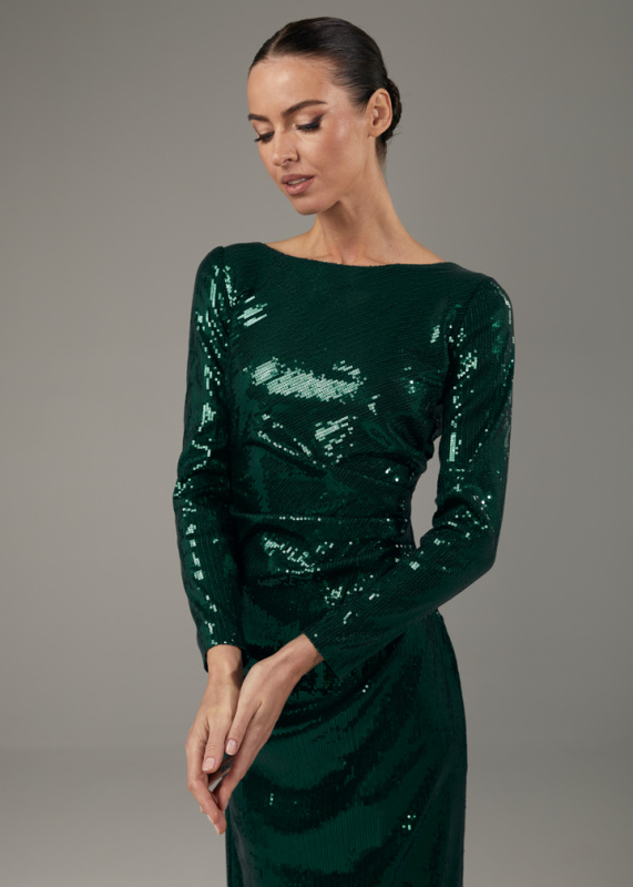 Вечернее платье с пайетками