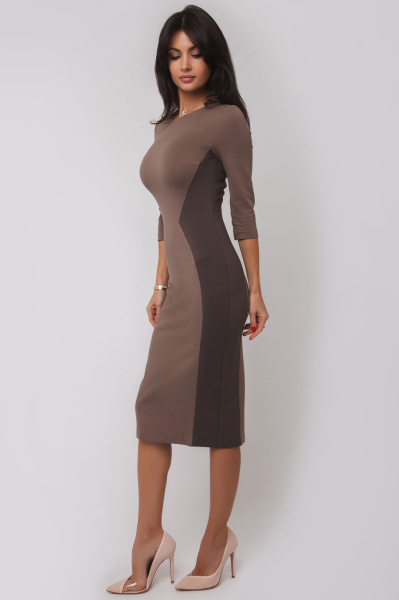 Платье с графичной вставкой 