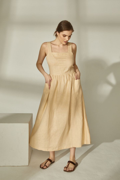 Льняное платье с прострочками