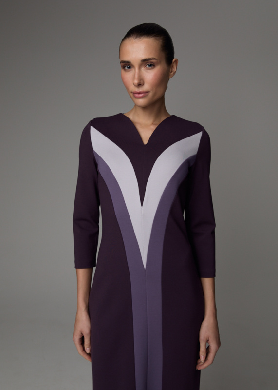 Платье с акцентными вставками