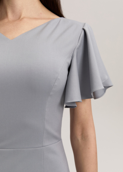 Платье с рукавом-воланом 