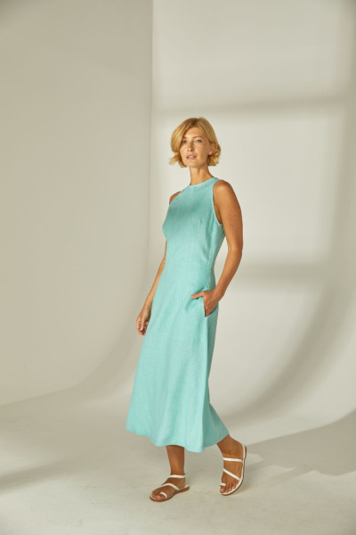 Льняное платье А-силуэта