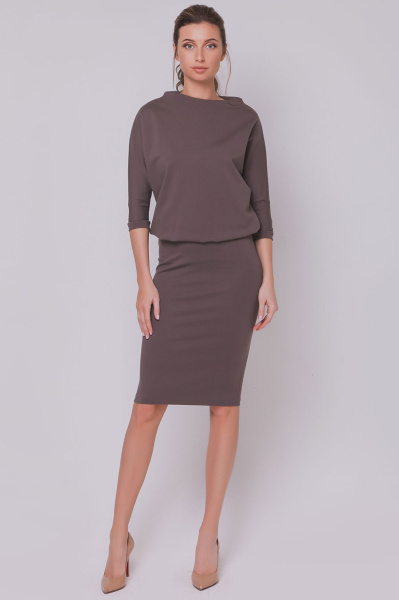 Платье с рукавами "летучая мышь" 