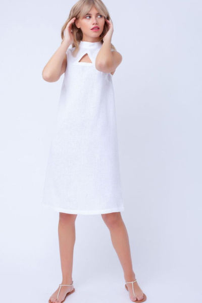 Платье изо льна прямого силуэта