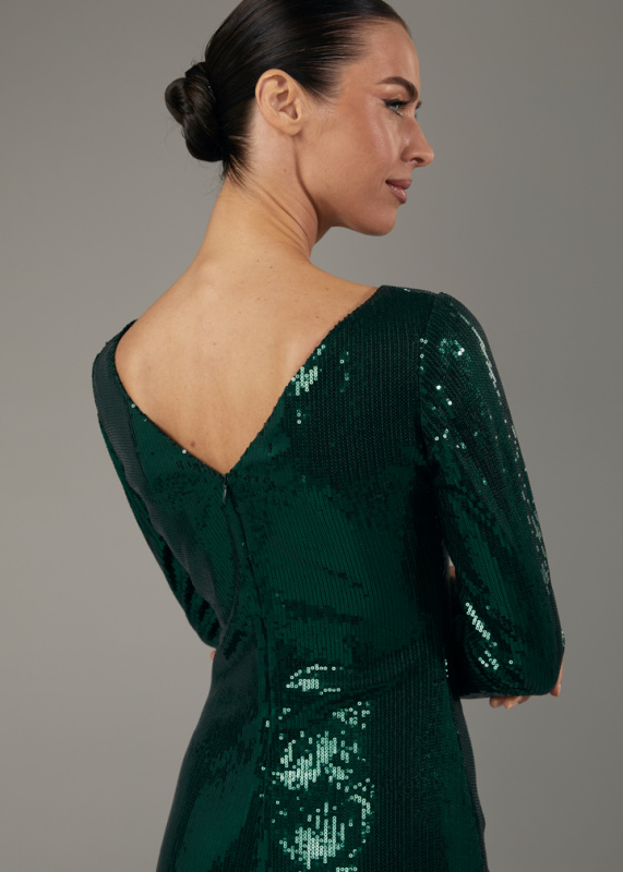 Вечернее платье с пайетками