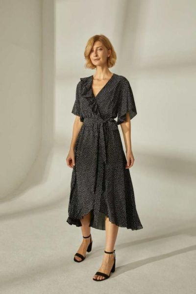 Летнее платье с воланами