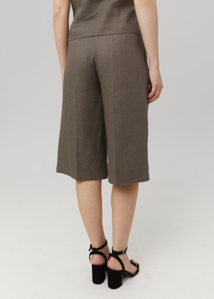 Бермуды изо льна 