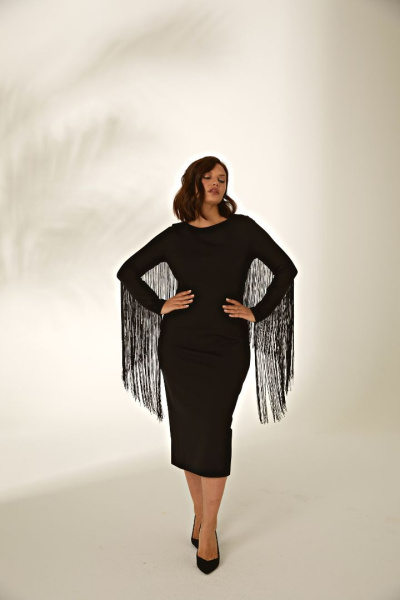 Коктейльное платье с бахромой