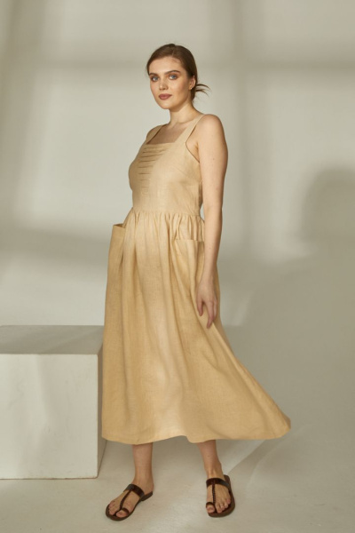 Льняное платье с прострочками