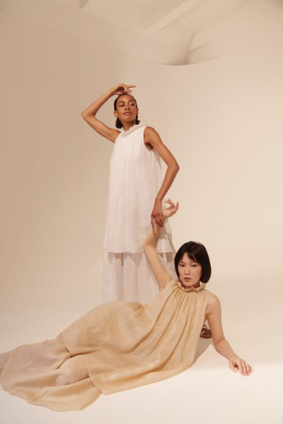 Двухслойное платье изо льна