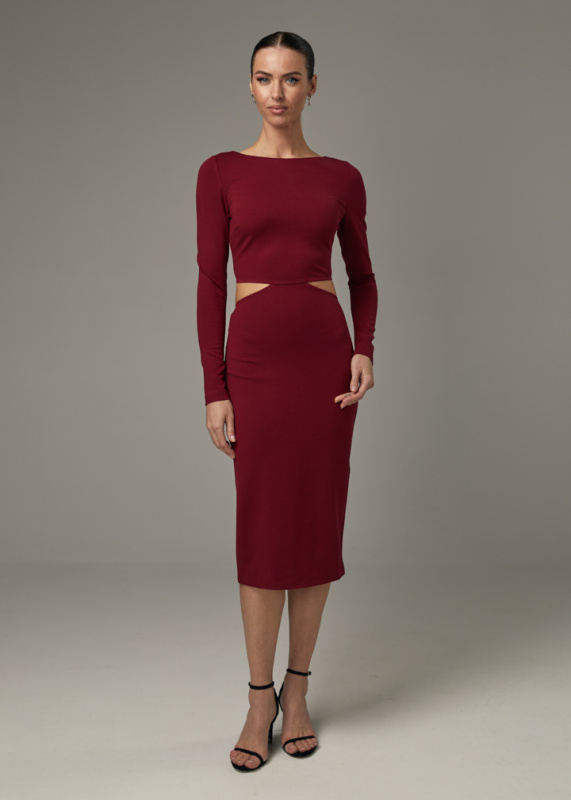 Платье с вырезами