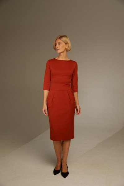 Платье-футляр с карманами Платье-футляр с карманами