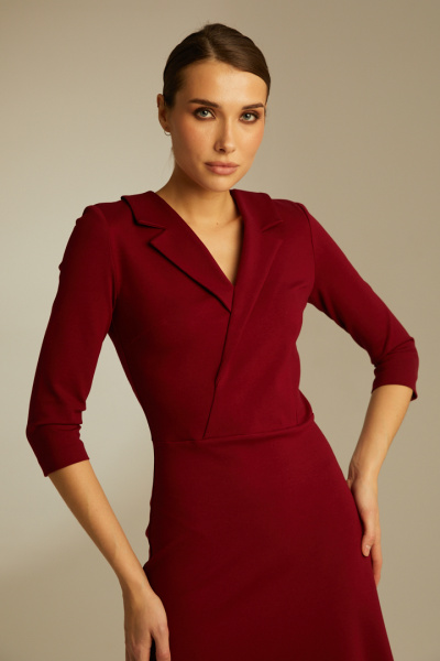 Платье с лацканами Платье с лацканами