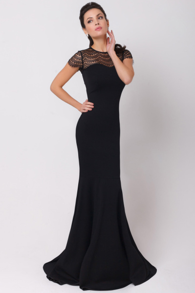 Платье с кружевными вставками 