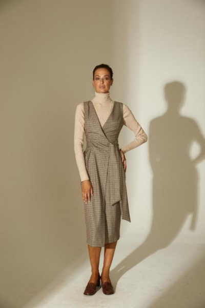 Сарафан с широким поясом