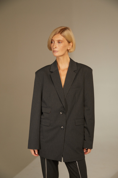 Жакет в oversize-стиле