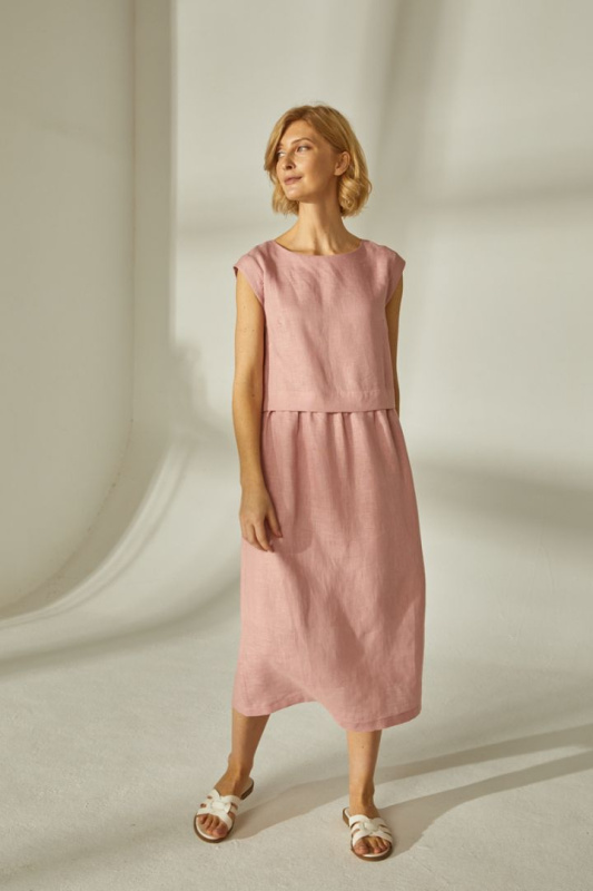 Льняное платье свободного кроя