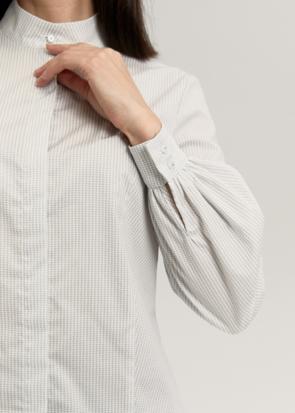 Рубашка с воротником стойкой 