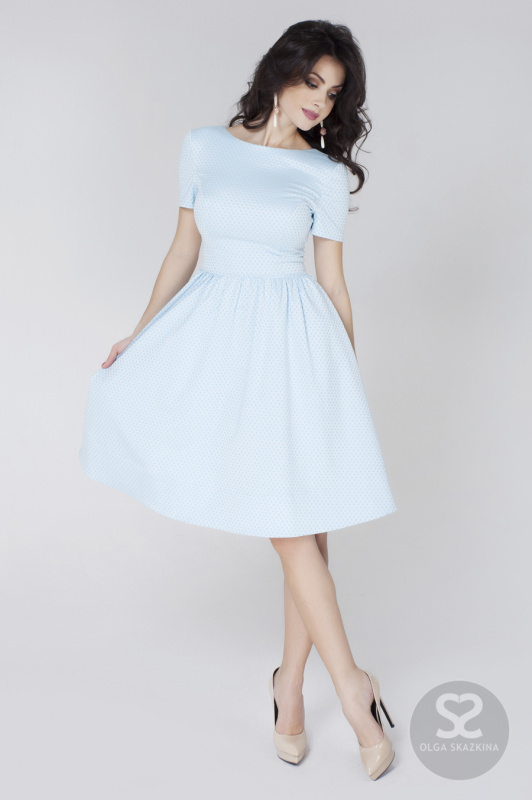 Платье жаккардовое с открытой спиной