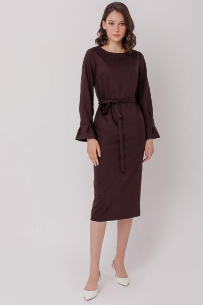 Приталенное платье