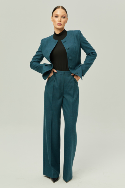 Костюм 100% шерсть 