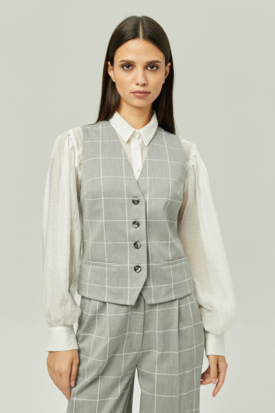 Костюм с удлиненным жакетом