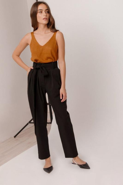 Брюки на высокой посадке