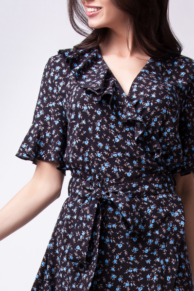 Платье в цветочный принт