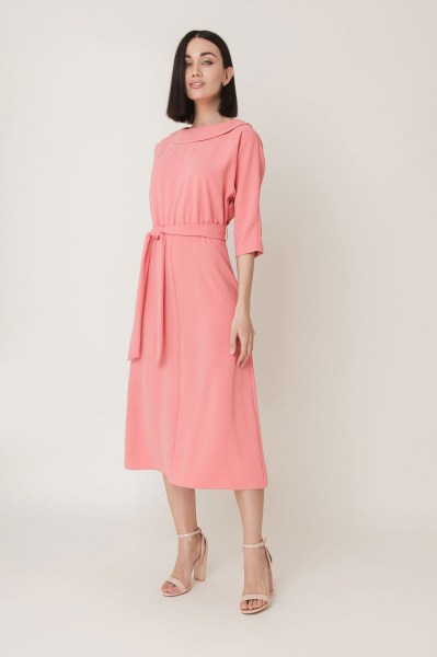 Платье из крепа 