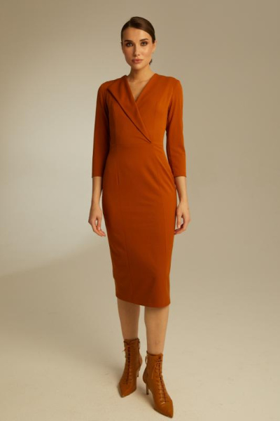 Платье-футляр с лацканом