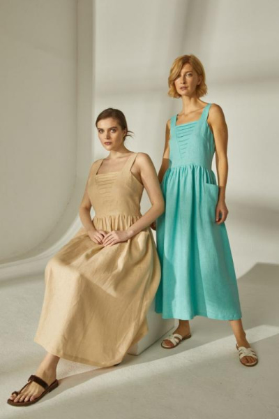 Льняное платье с прострочками