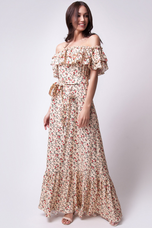 Вечернее платье с открытыми плечами