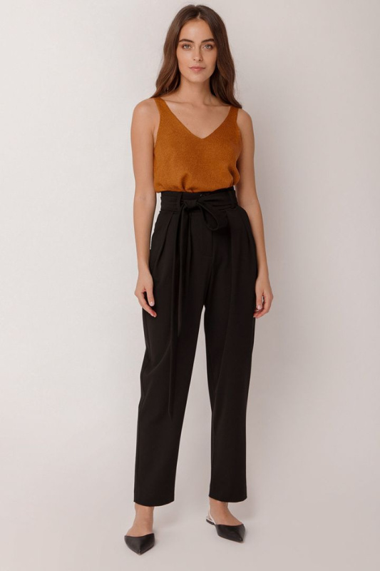 Брюки на высокой посадке