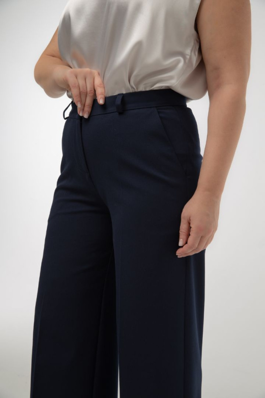 Брюки с высокой посадкой