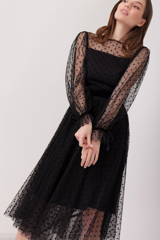 Платье в горошек