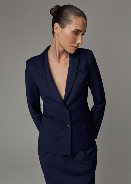 Приталенный жакет 