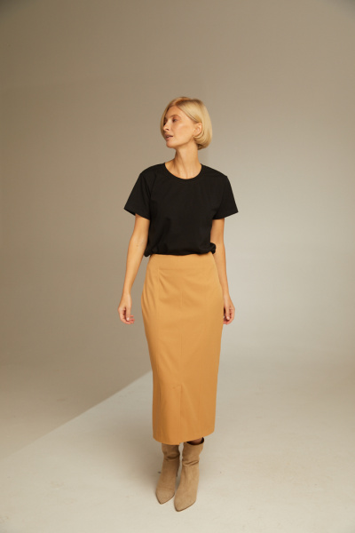 Юбка длины миди Юбка длины миди